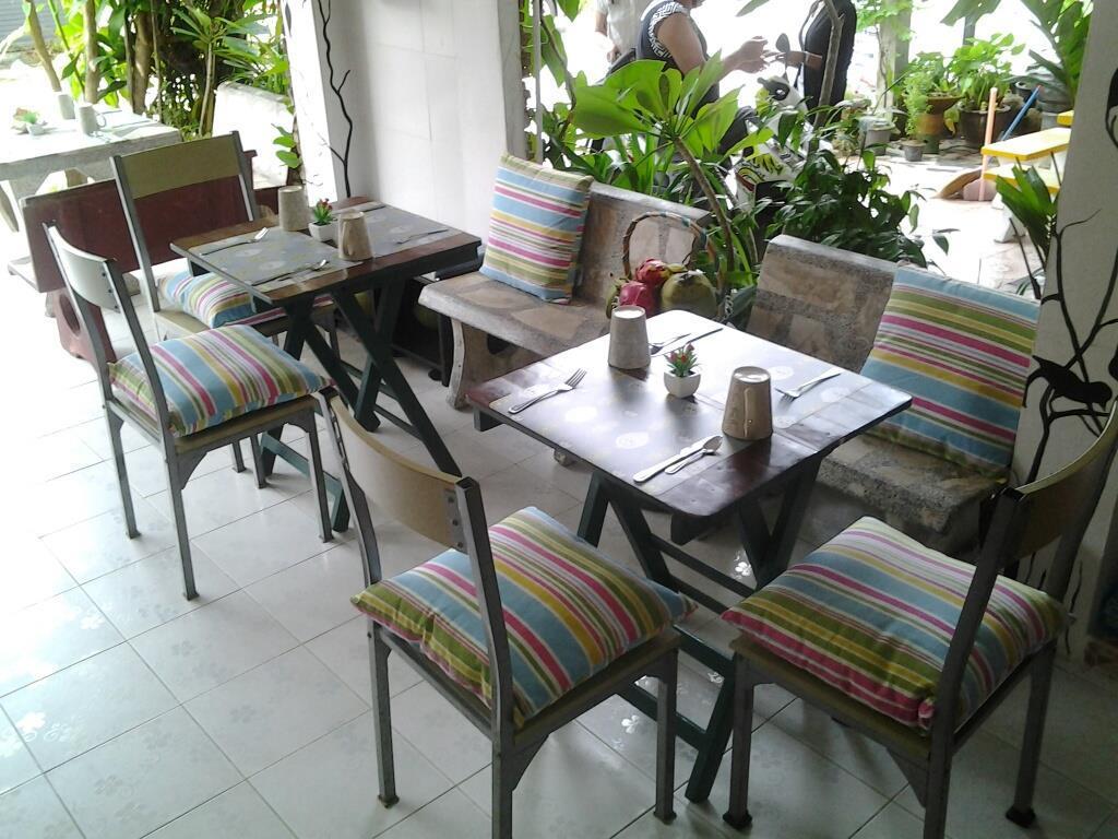 Sabina Guesthouse Kamala Bagian luar foto